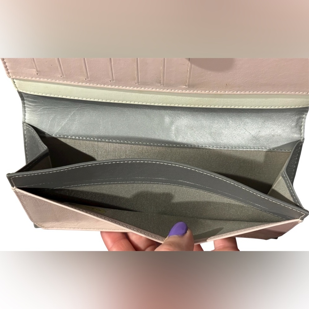 Chanel long wallet from 2011 Palette Collection - Picture 13 of 15
